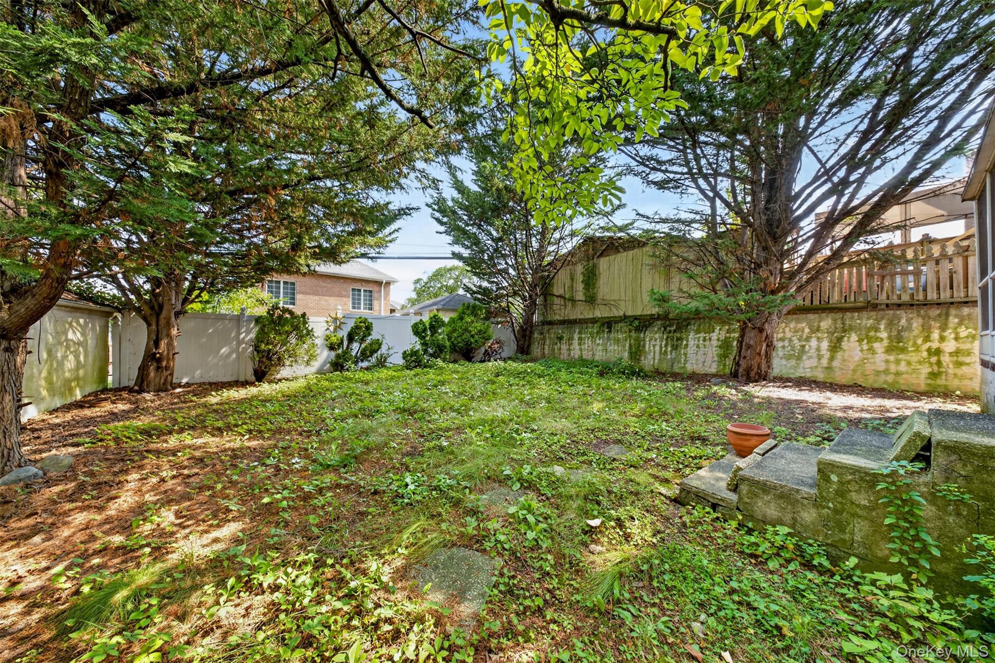Single Family 28th Avenue Queens, NY 11354, MLS-1038004-31