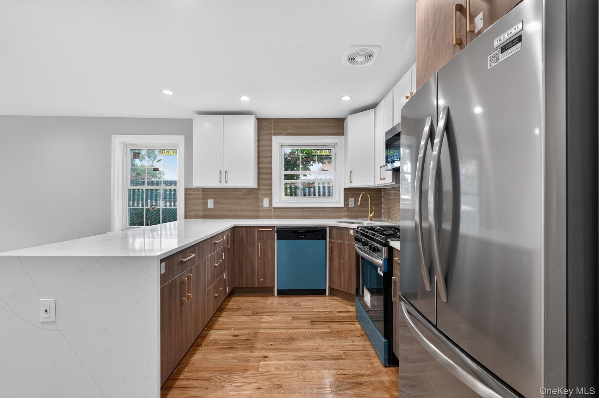 Single Family 154th Street  Queens, NY 11434, MLS-1038017-3