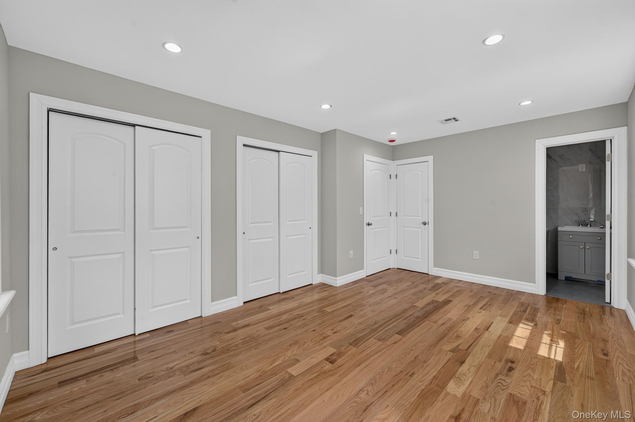 Single Family 154th Street  Queens, NY 11434, MLS-1038017-7