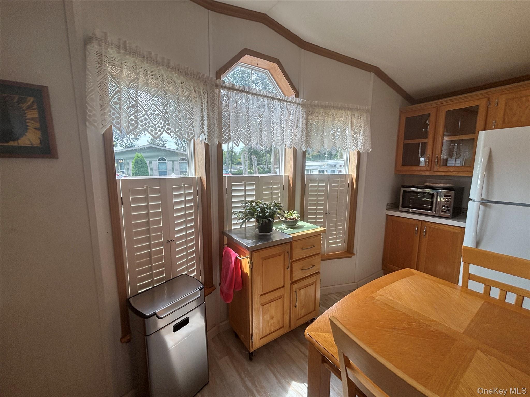 Single Family Old Country Road  Suffolk County, NY 11901, MLS-1038025-13