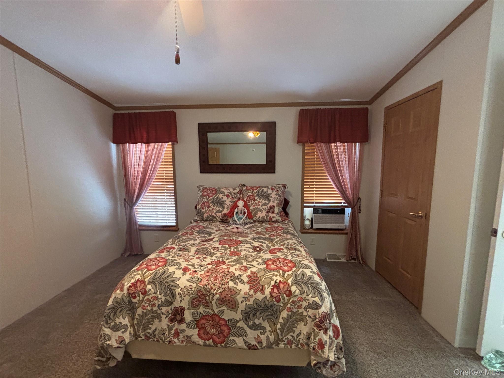 Single Family Old Country Road  Suffolk County, NY 11901, MLS-1038025-20