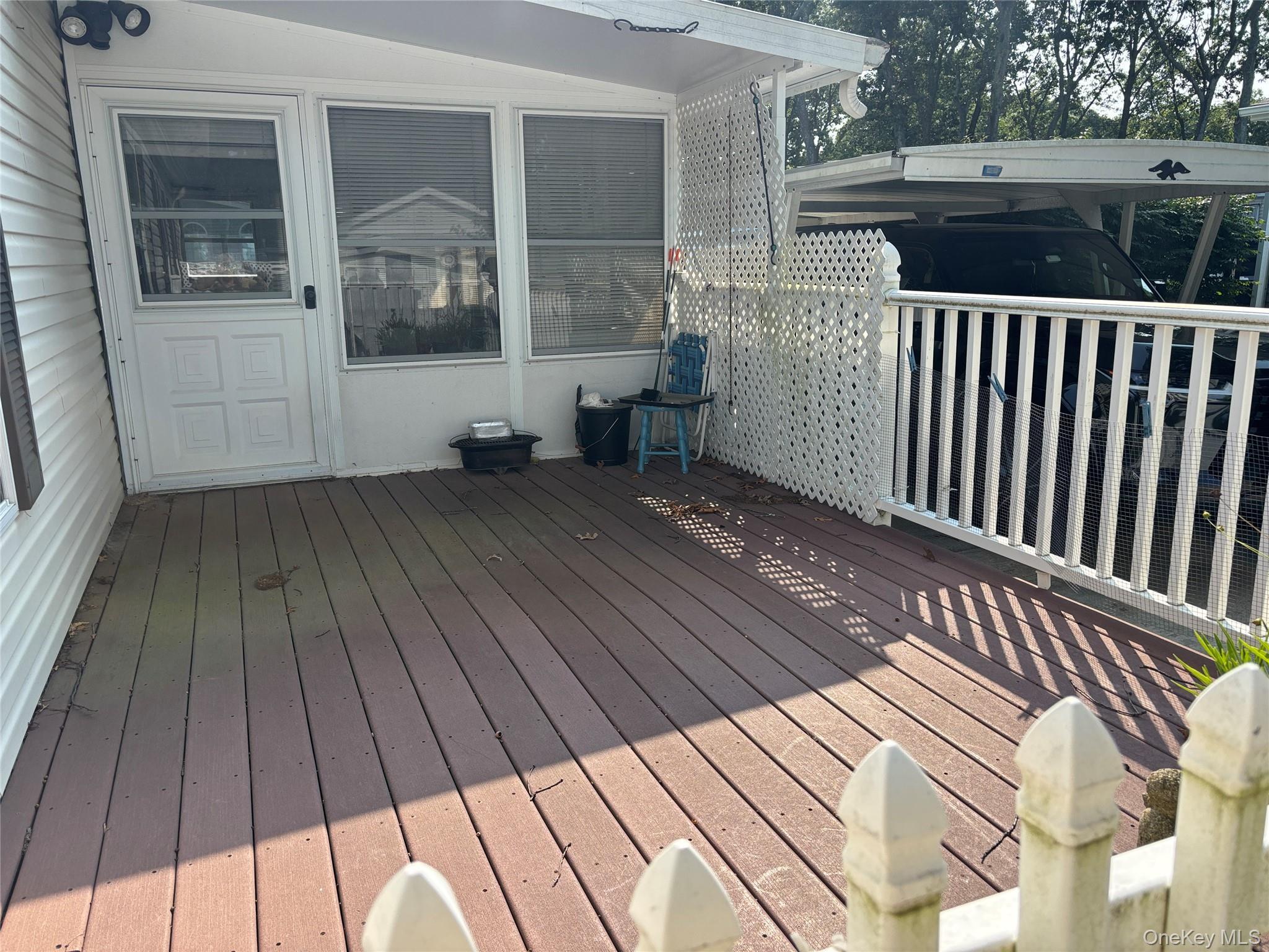 Single Family Old Country Road Suffolk County, NY 11901, MLS-1038025-5