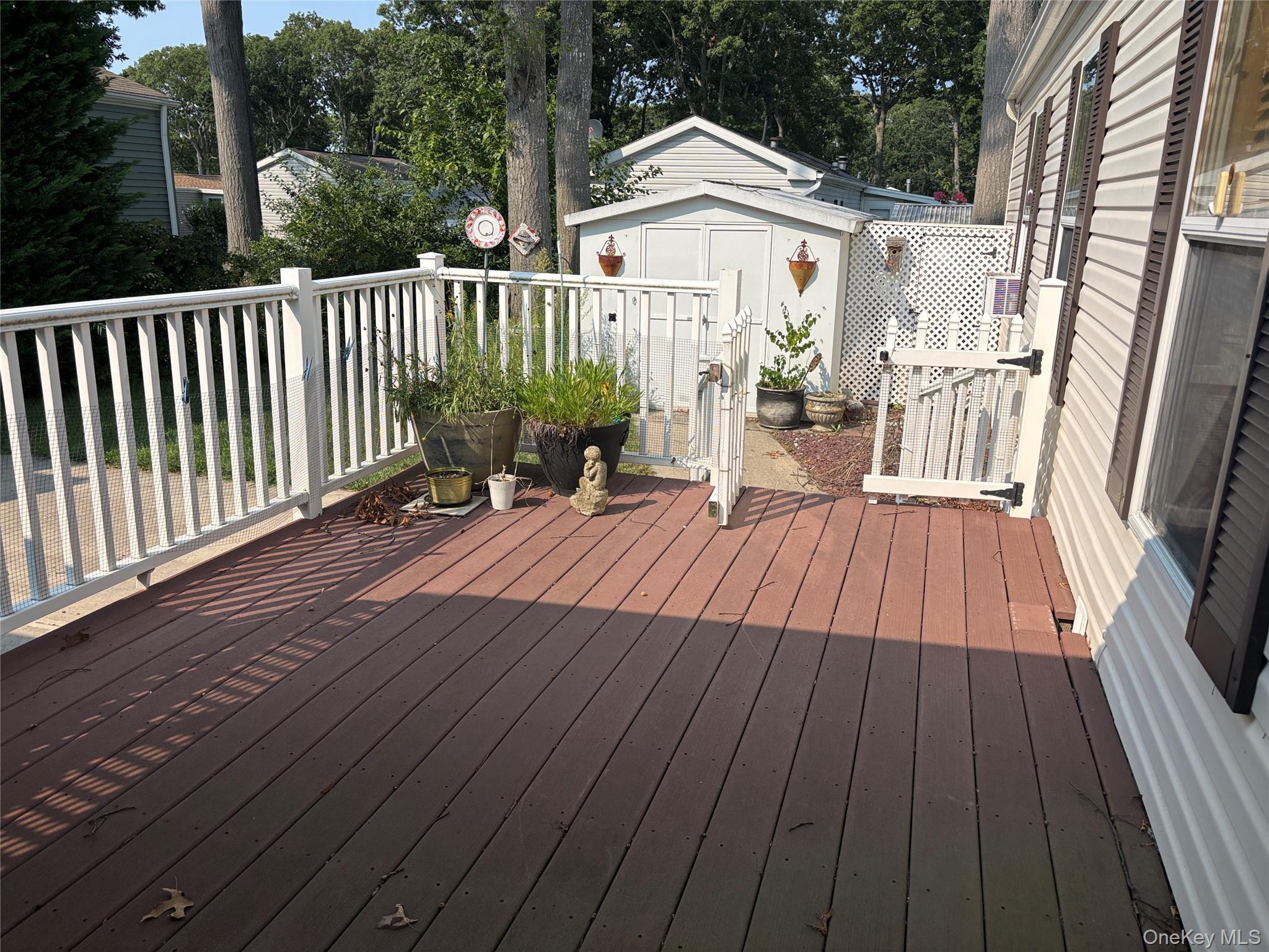 Single Family Old Country Road Suffolk County, NY 11901, MLS-1038025-6