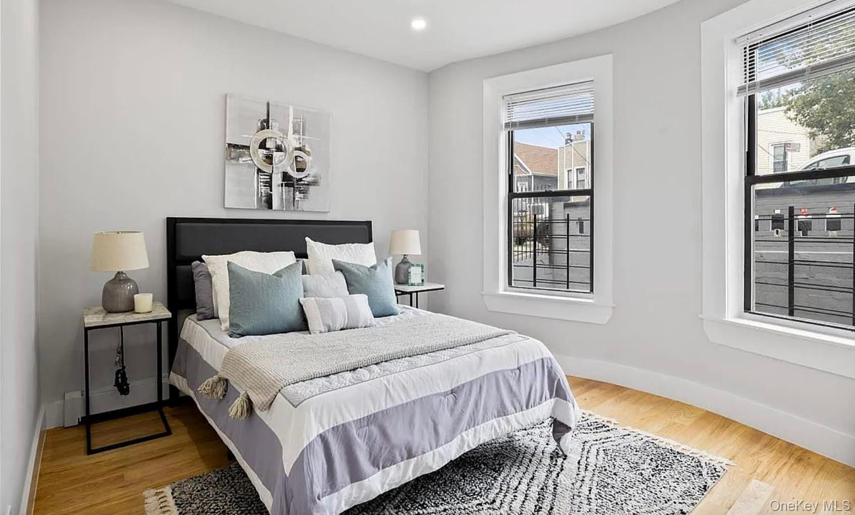 Single Family Mead Street  Bronx, NY 10460, MLS-1038041-3