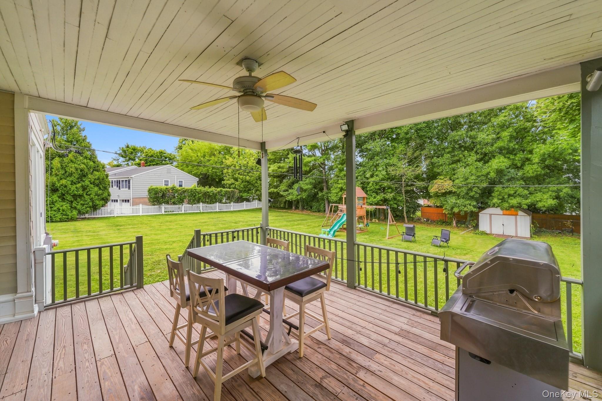 Single Family Bolton Place Westchester County, NY 10573, MLS-1038042-30