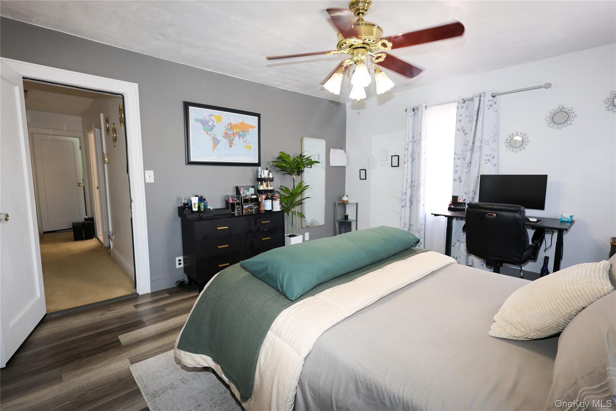 Single Family 229th Street Queens, NY 11413, MLS-1038048-18