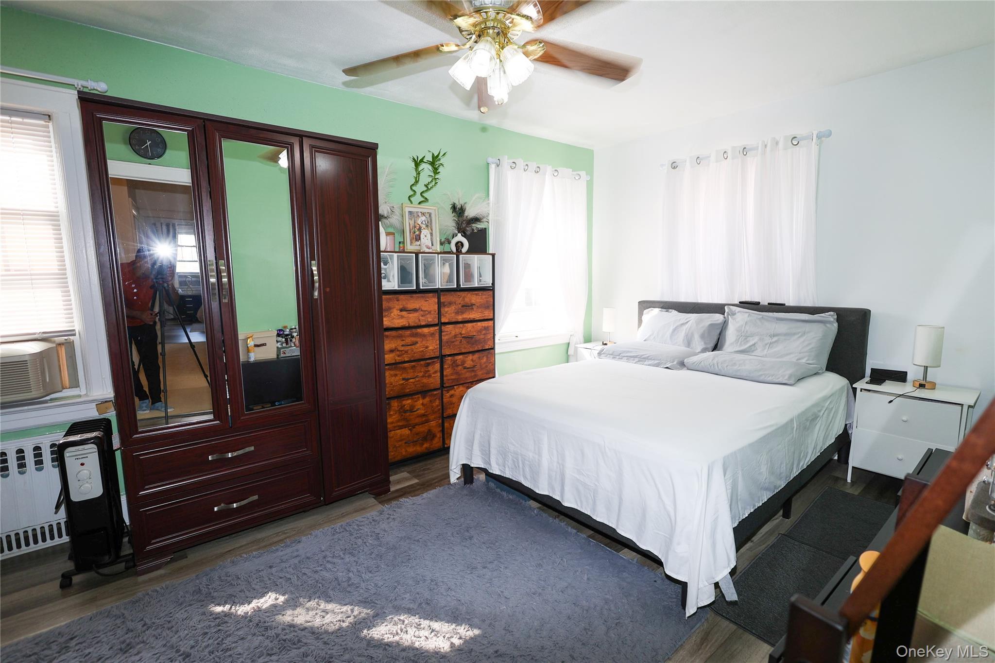 Single Family 229th Street Queens, NY 11413, MLS-1038048-21