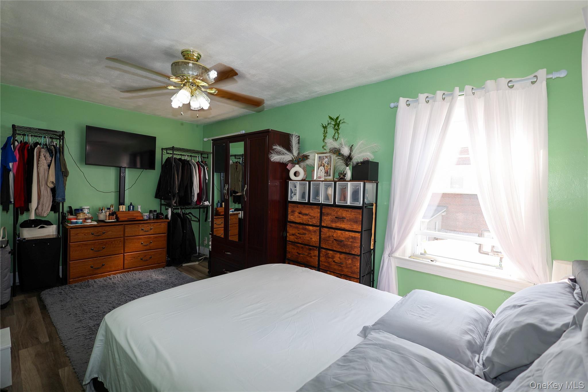 Single Family 229th Street Queens, NY 11413, MLS-1038048-22