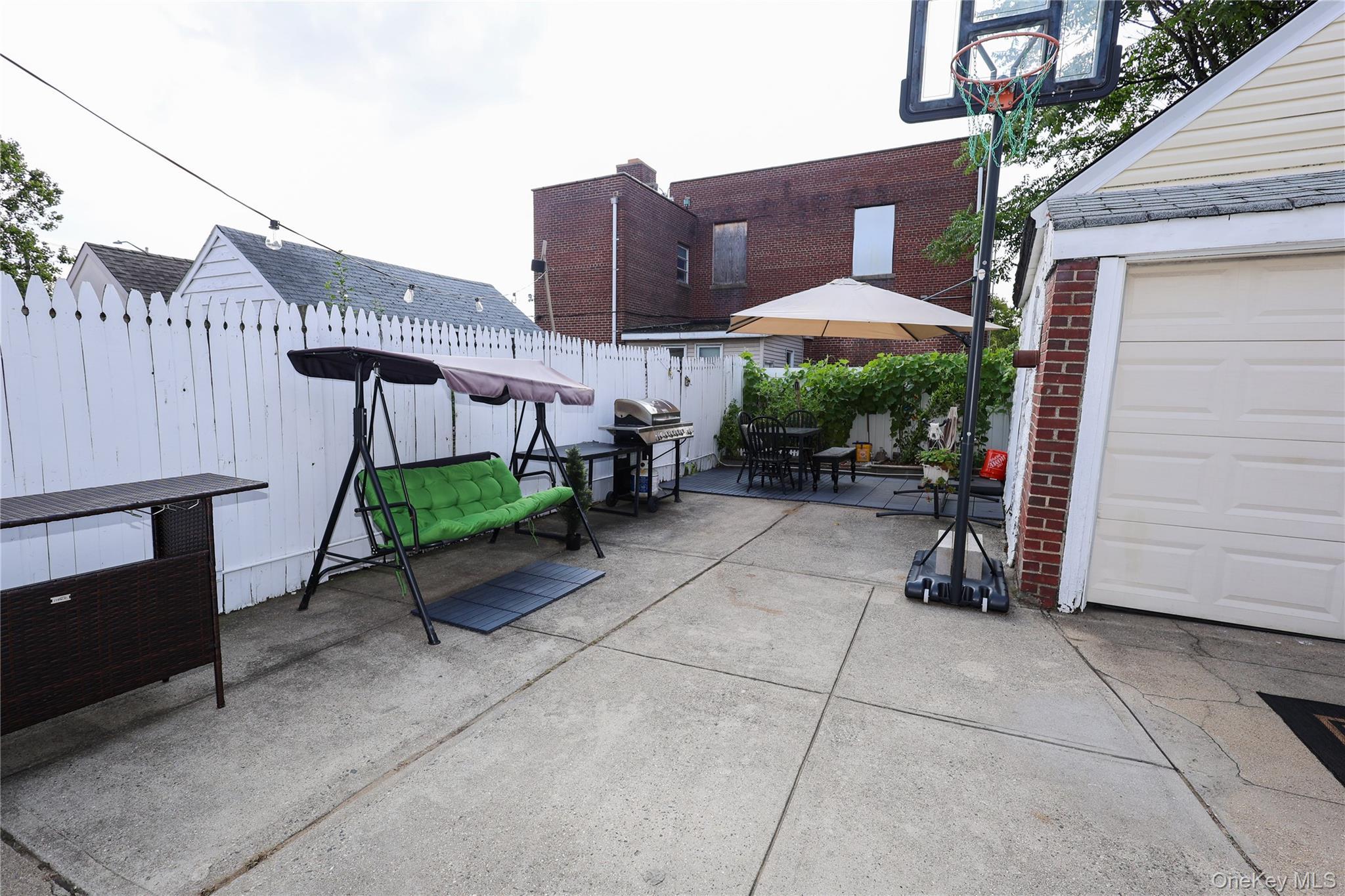 Single Family 229th Street Queens, NY 11413, MLS-1038048-24