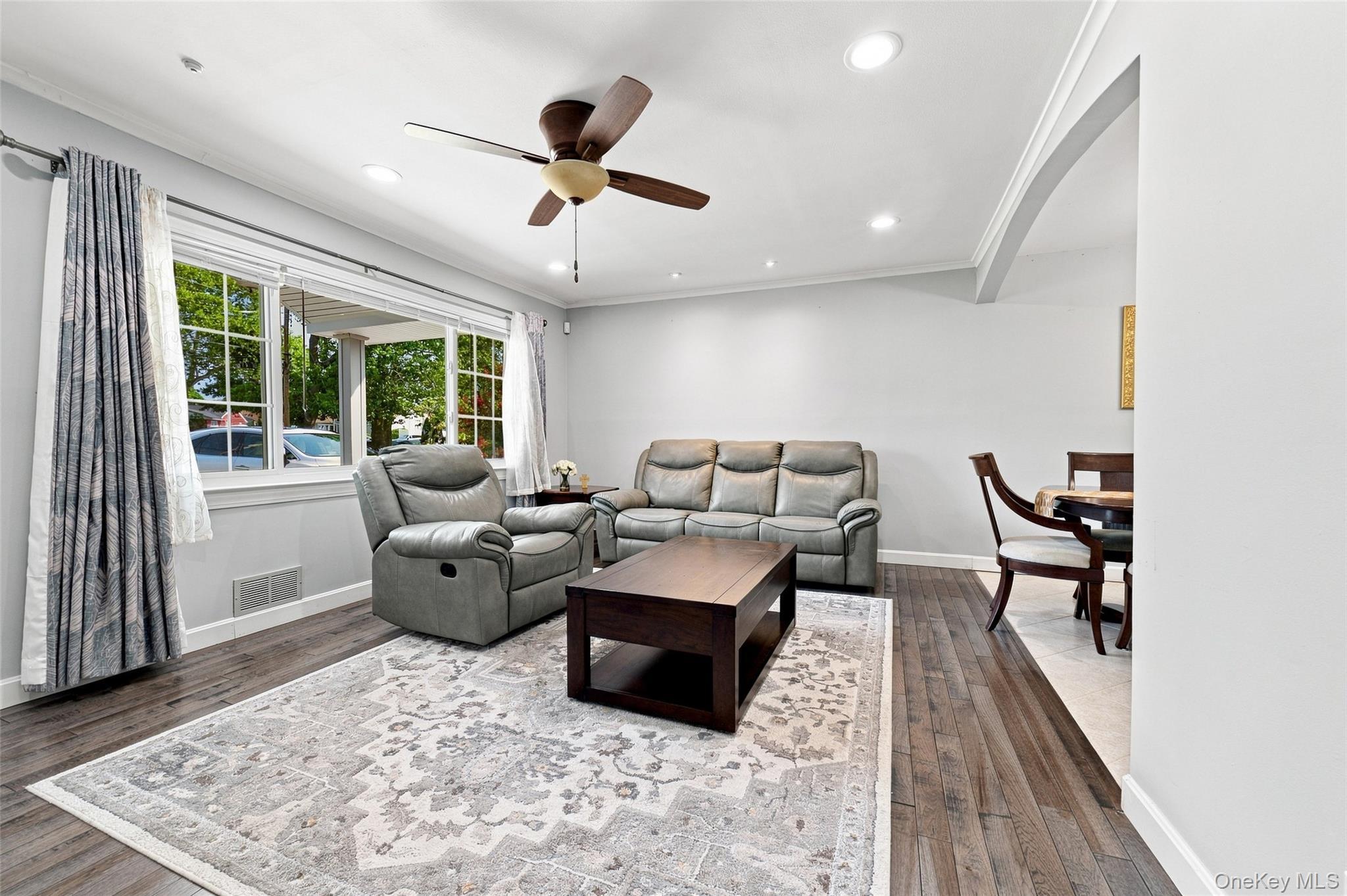 Single Family Parkwood Drive  Nassau County, NY 11566, MLS-1038051-2