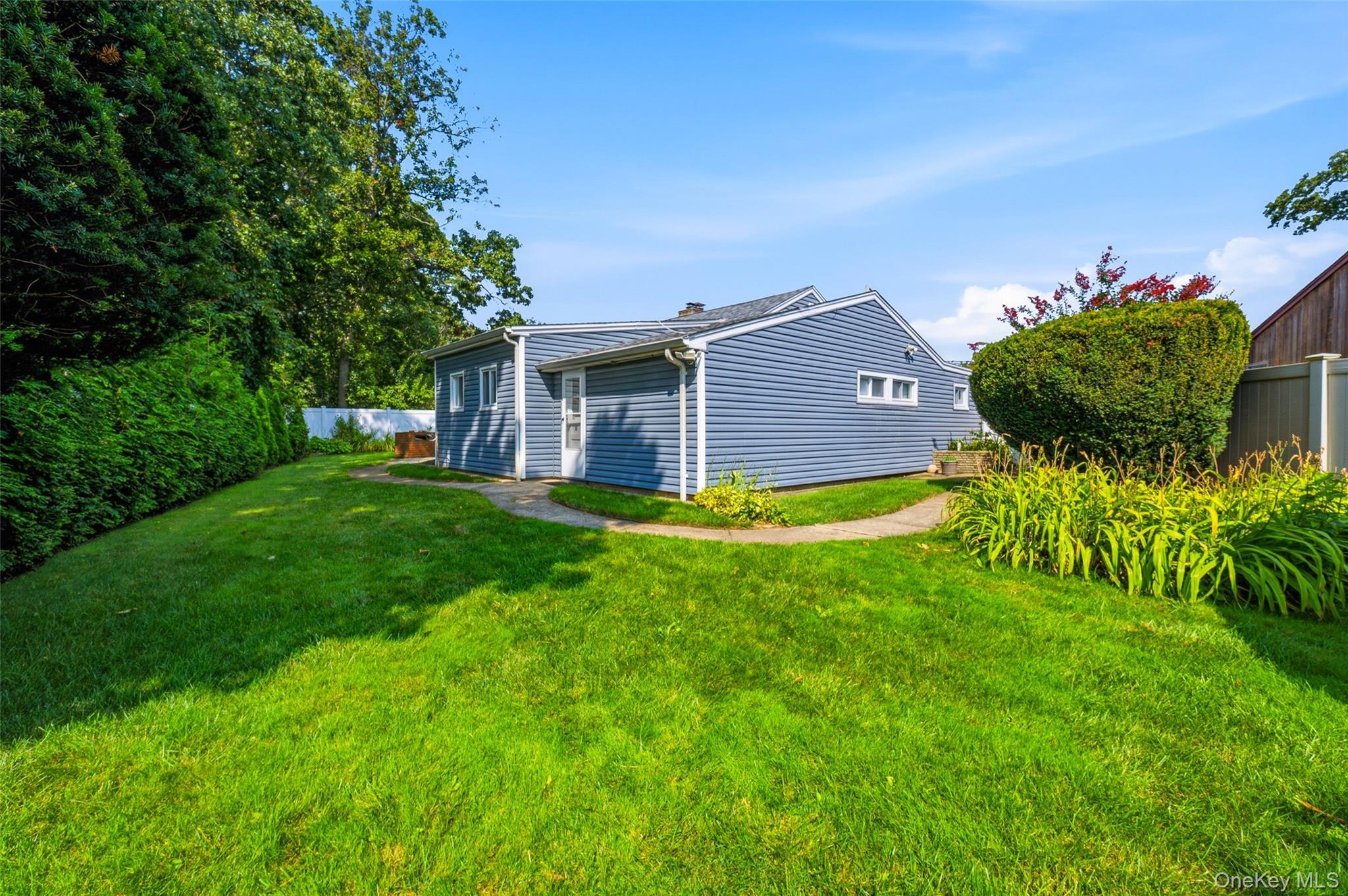Single Family Parkwood Drive  Nassau County, NY 11566, MLS-1038051-20