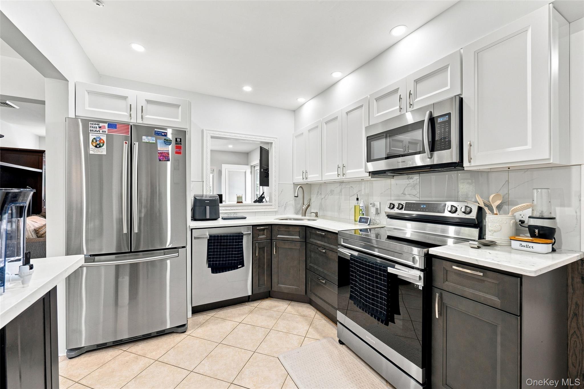 Single Family Parkwood Drive  Nassau County, NY 11566, MLS-1038051-7