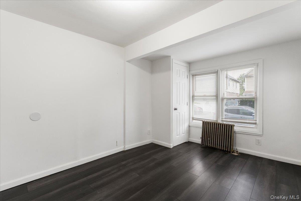 Single Family Stewart Avenue Nassau County, NY 11550, MLS-1038065-18