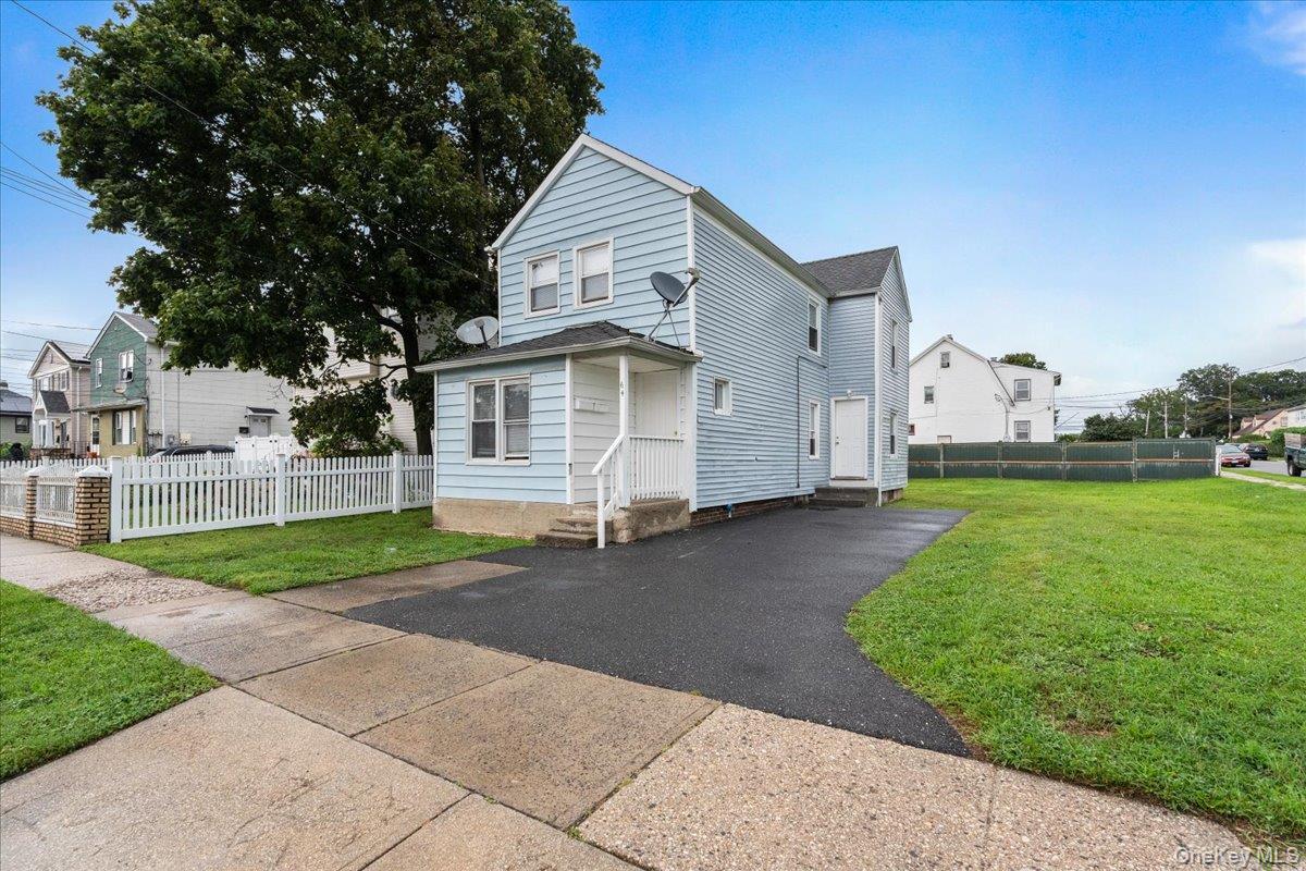 Single Family Stewart Avenue Nassau County, NY 11550, MLS-1038065-2
