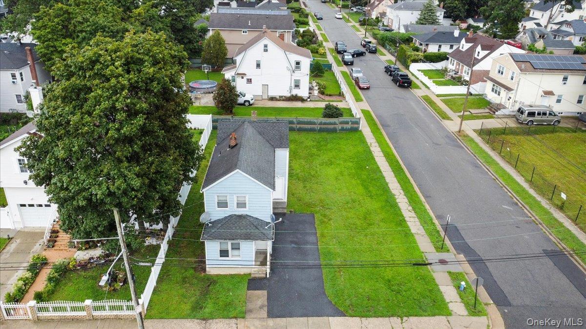 Single Family Stewart Avenue Nassau County, NY 11550, MLS-1038065-21