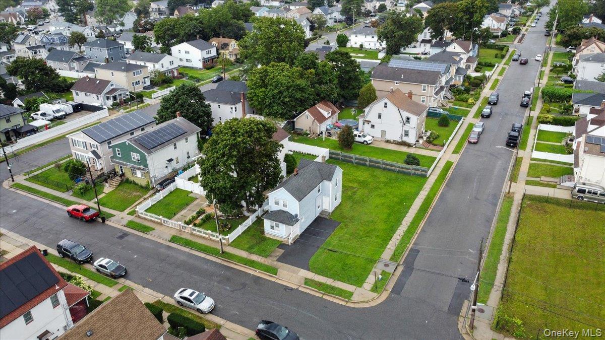 Single Family Stewart Avenue  Nassau County, NY 11550, MLS-1038065-22