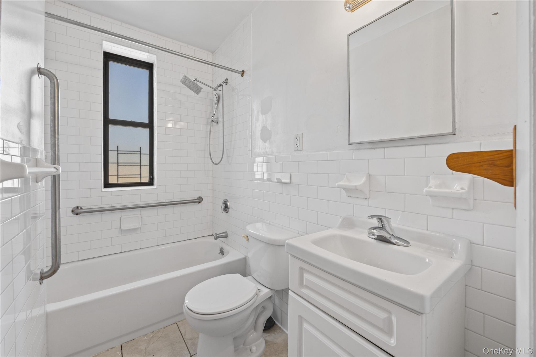 Coop Summit Avenue  Bronx, NY 10452, MLS-1038066-12