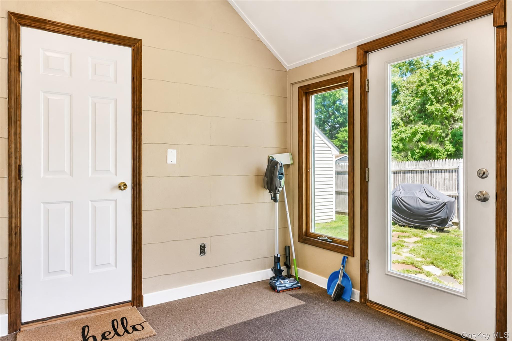 Single Family Regent Street Suffolk County, NY 11772, MLS-1038098-24