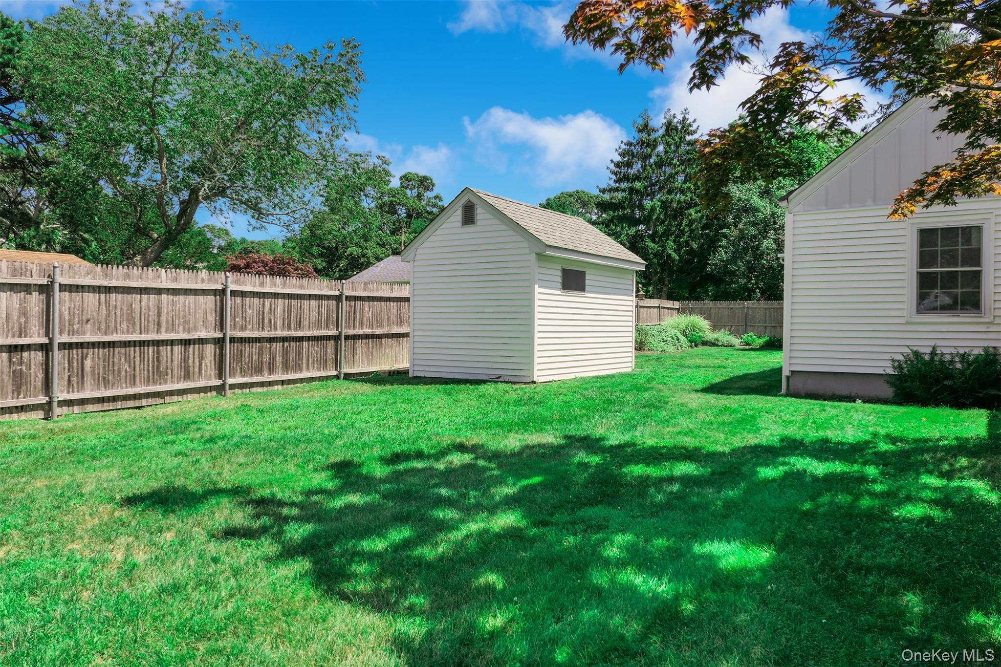 Single Family Regent Street Suffolk County, NY 11772, MLS-1038098-39