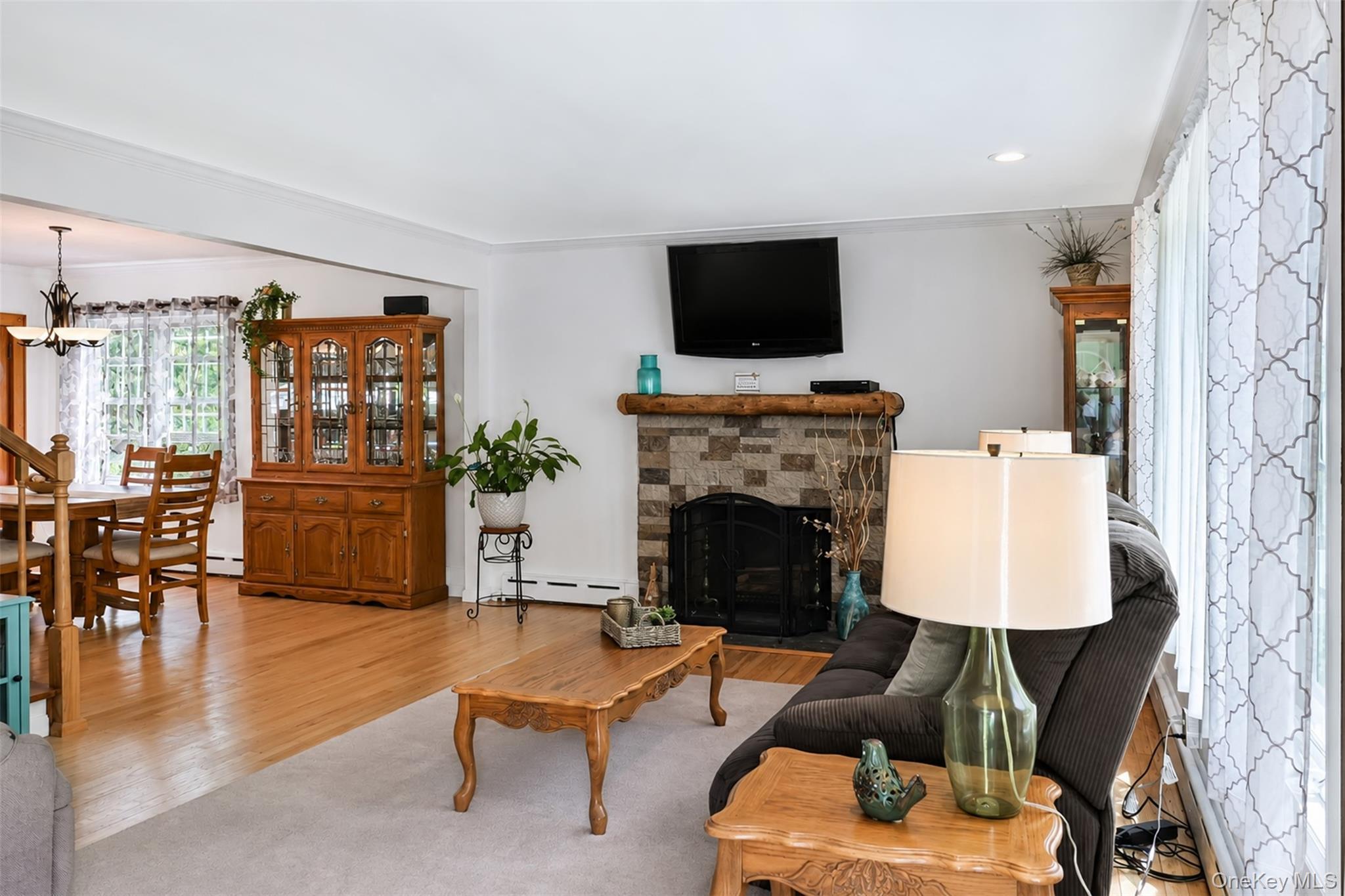 Single Family Regent Street Suffolk County, NY 11772, MLS-1038098-9