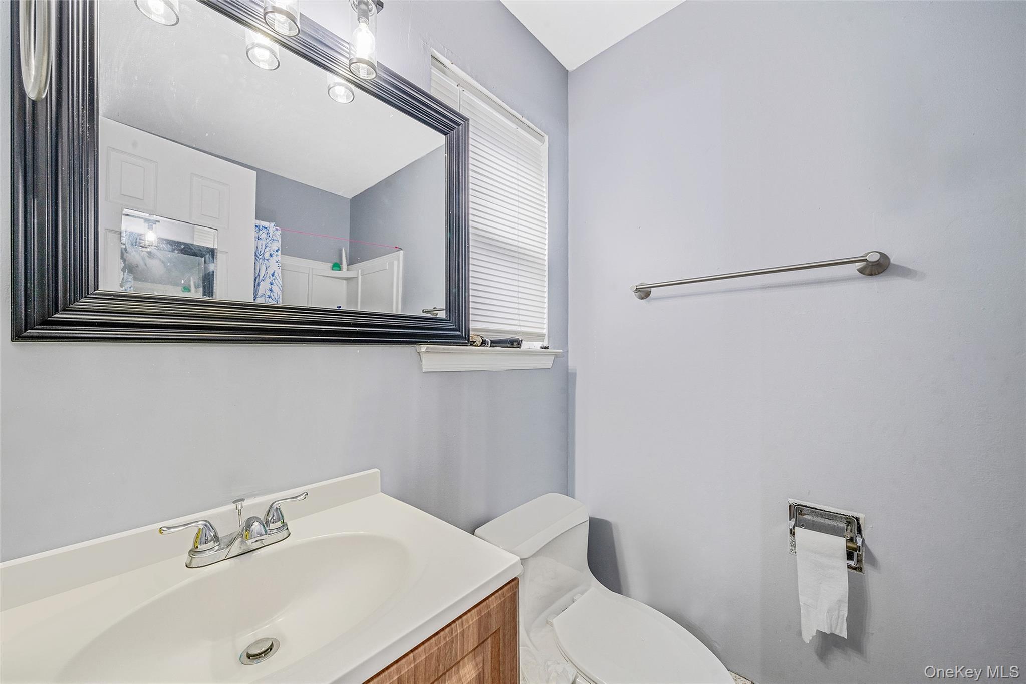 Single Family Glen Drive  Suffolk County, NY 11967, MLS-1038100-14