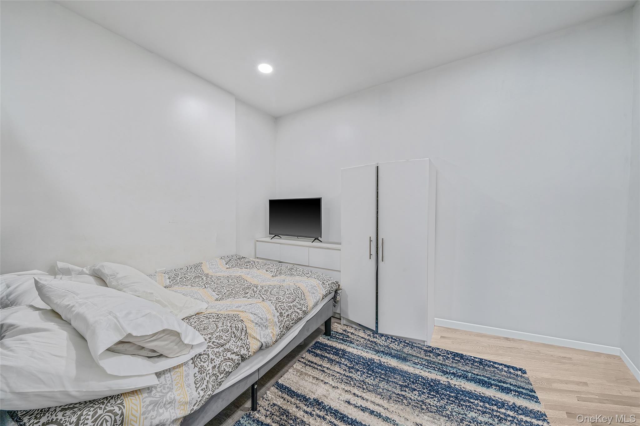 Single Family Glen Drive  Suffolk County, NY 11967, MLS-1038100-17