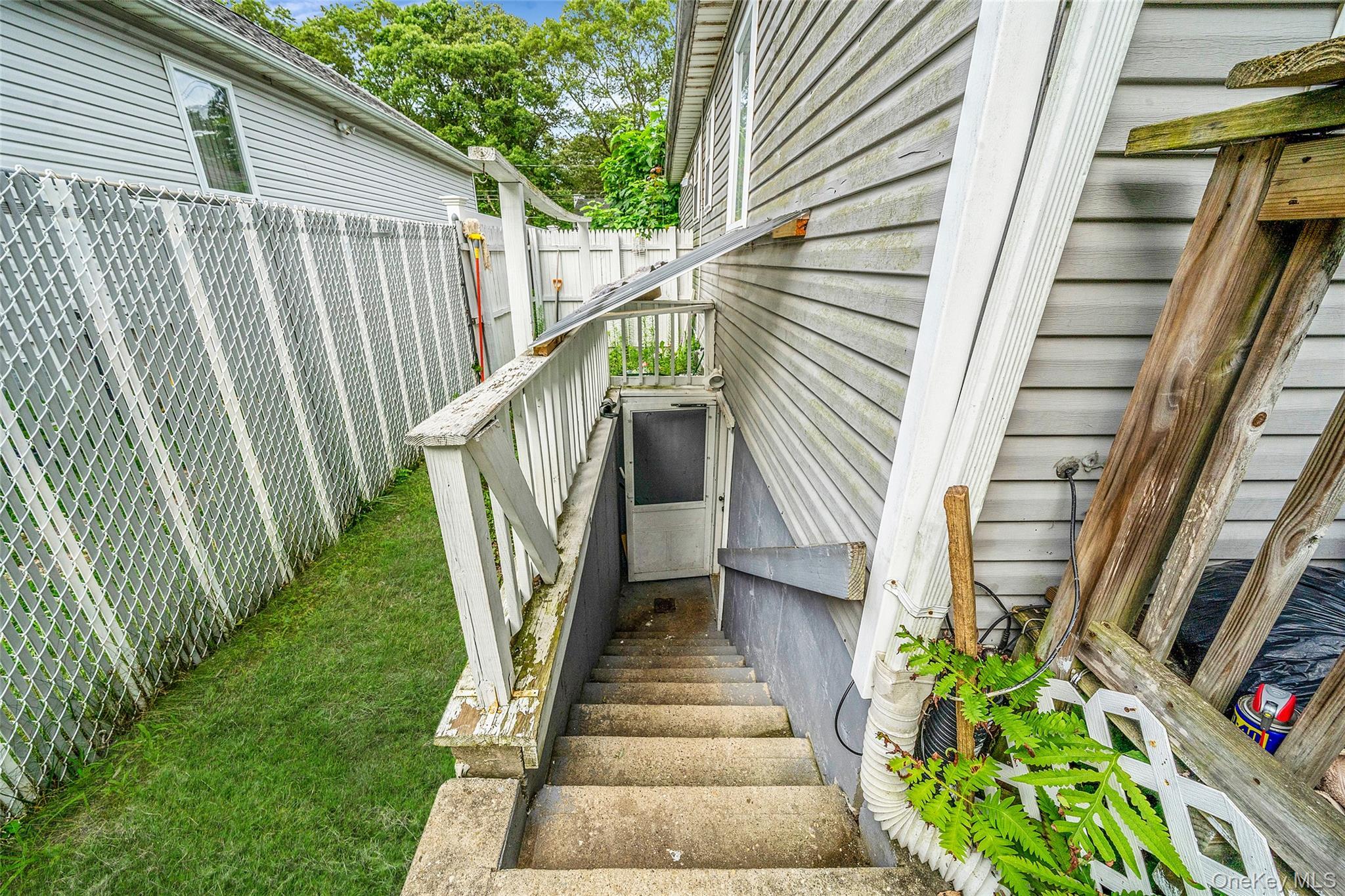 Single Family Glen Drive  Suffolk County, NY 11967, MLS-1038100-24