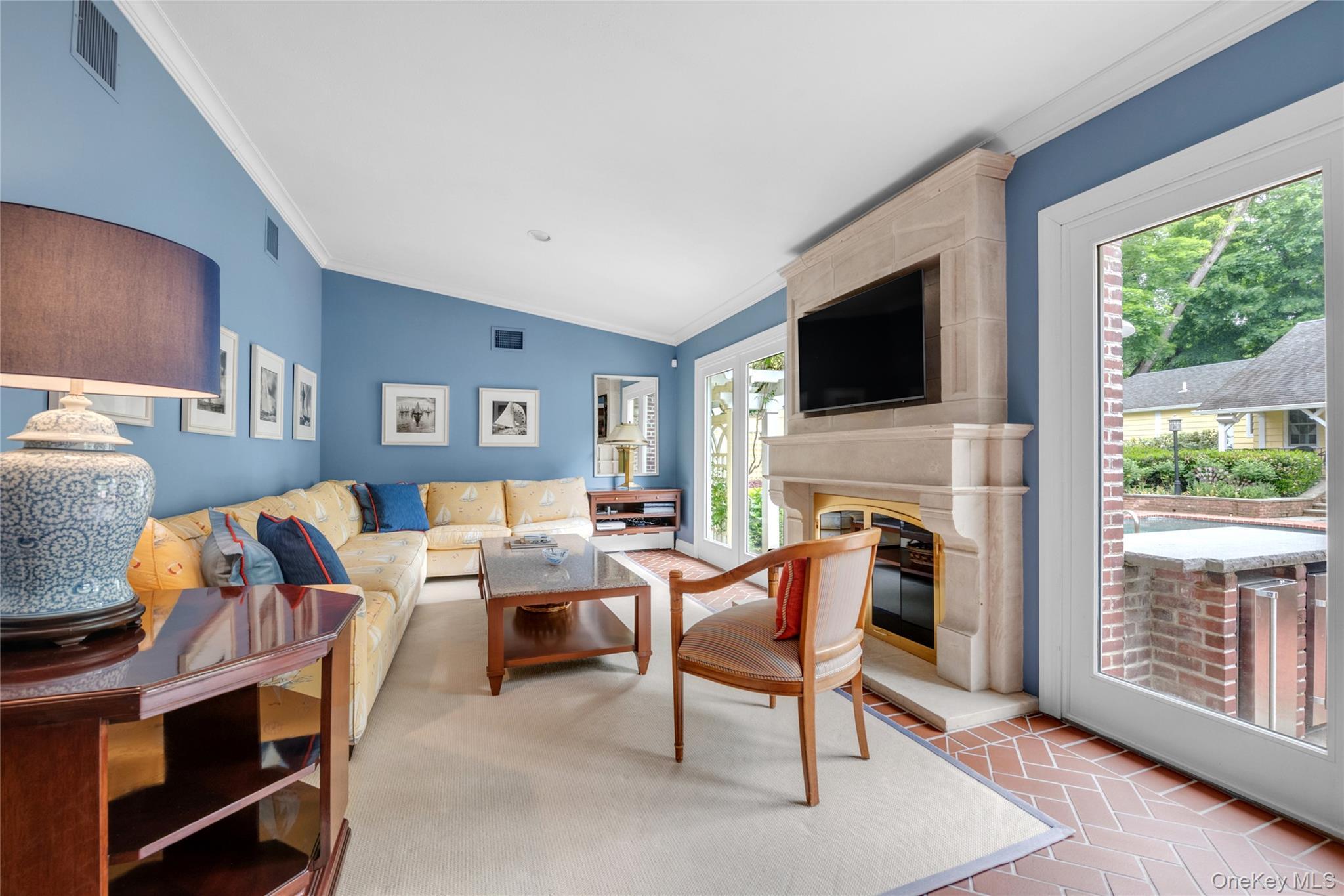 Single Family Cornwells Beach Road Nassau County, NY 11050, MLS-1038112-13