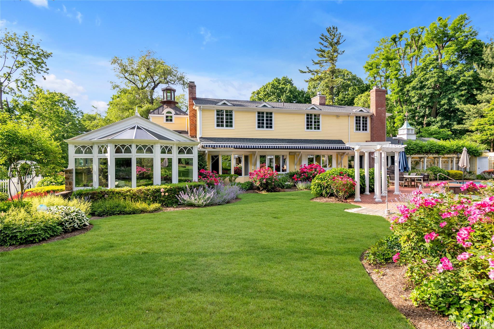 Single Family Cornwells Beach Road Nassau County, NY 11050, MLS-1038112-33