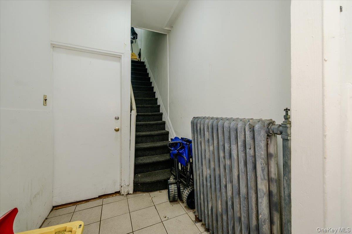 Single Family Van Nest Avenue Bronx, NY 10462, MLS-1038113-2