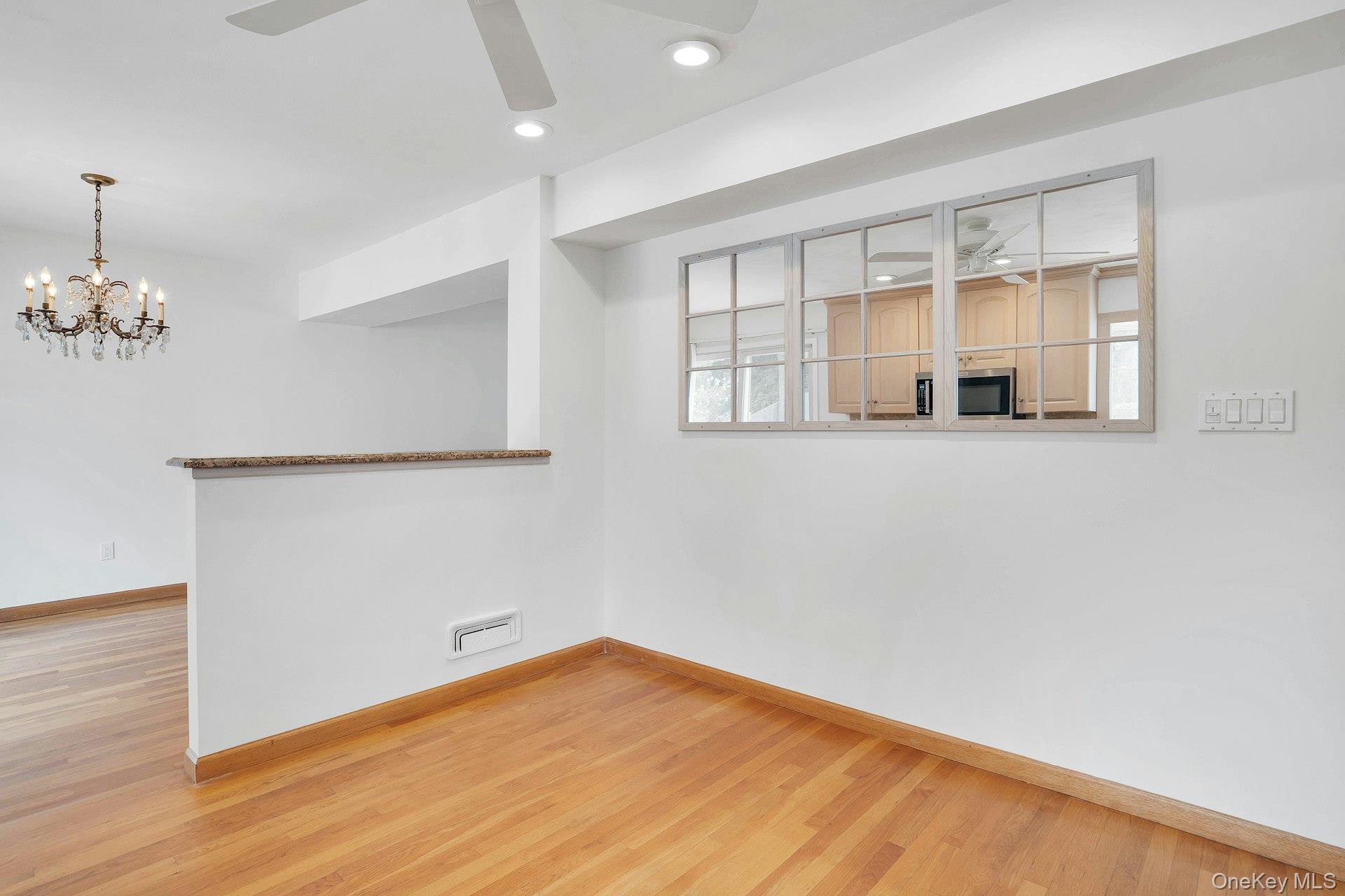 Single Family Tomkins Court Suffolk County, NY 11725, MLS-1038114-24