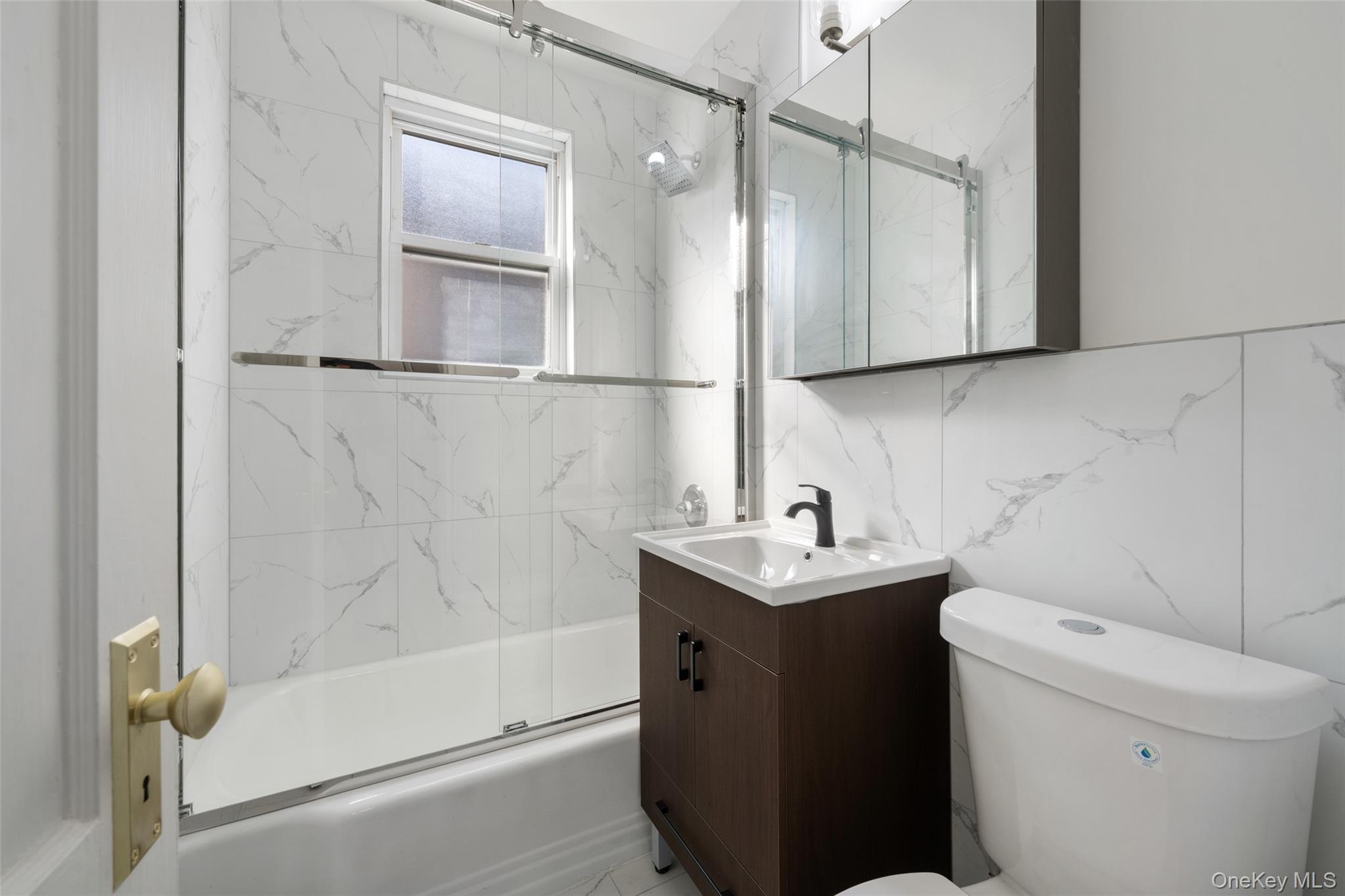 Single Family Amundson Avenue Bronx, NY 10466, MLS-1038117-12