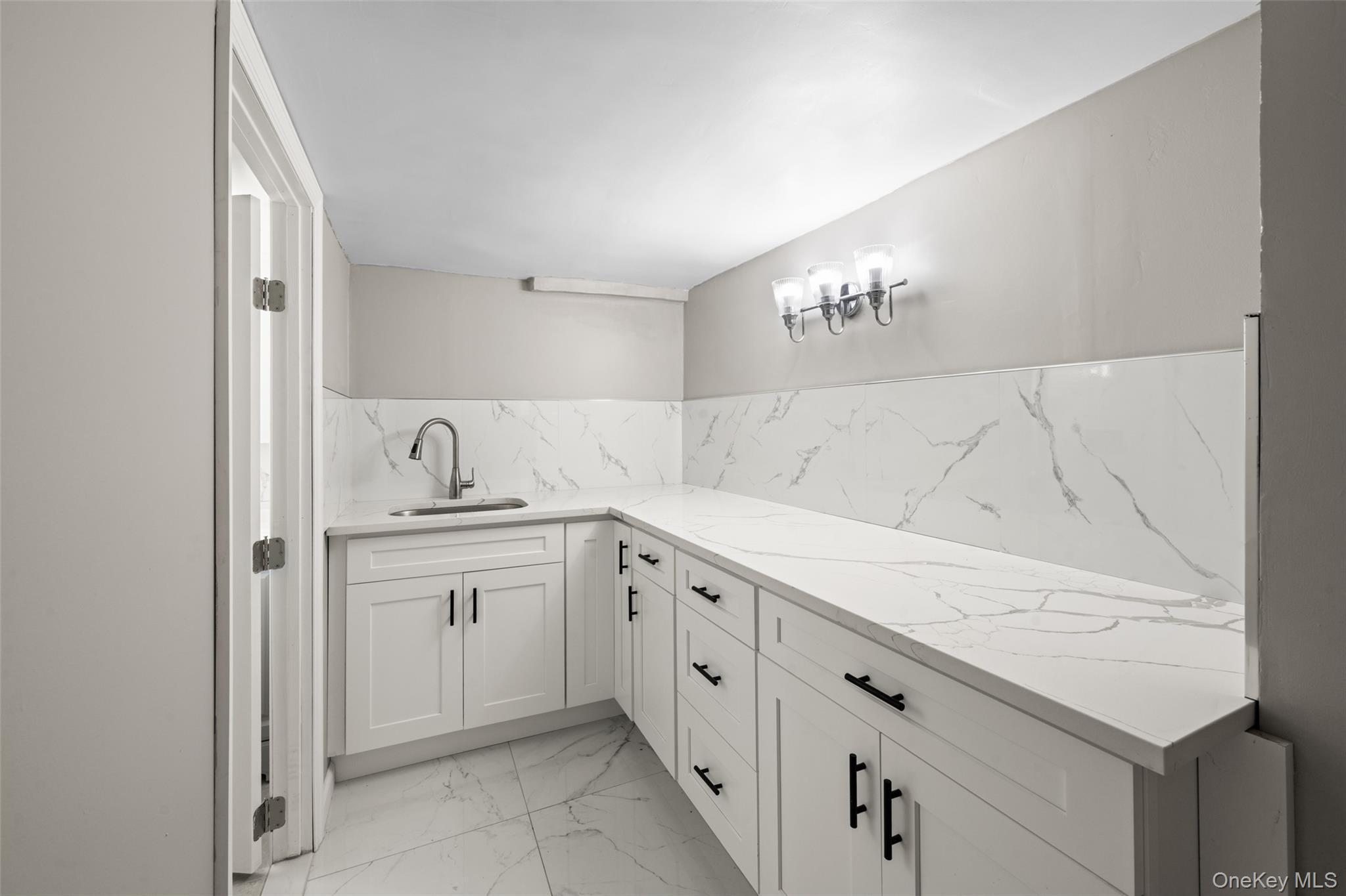 Single Family Amundson Avenue Bronx, NY 10466, MLS-1038117-35