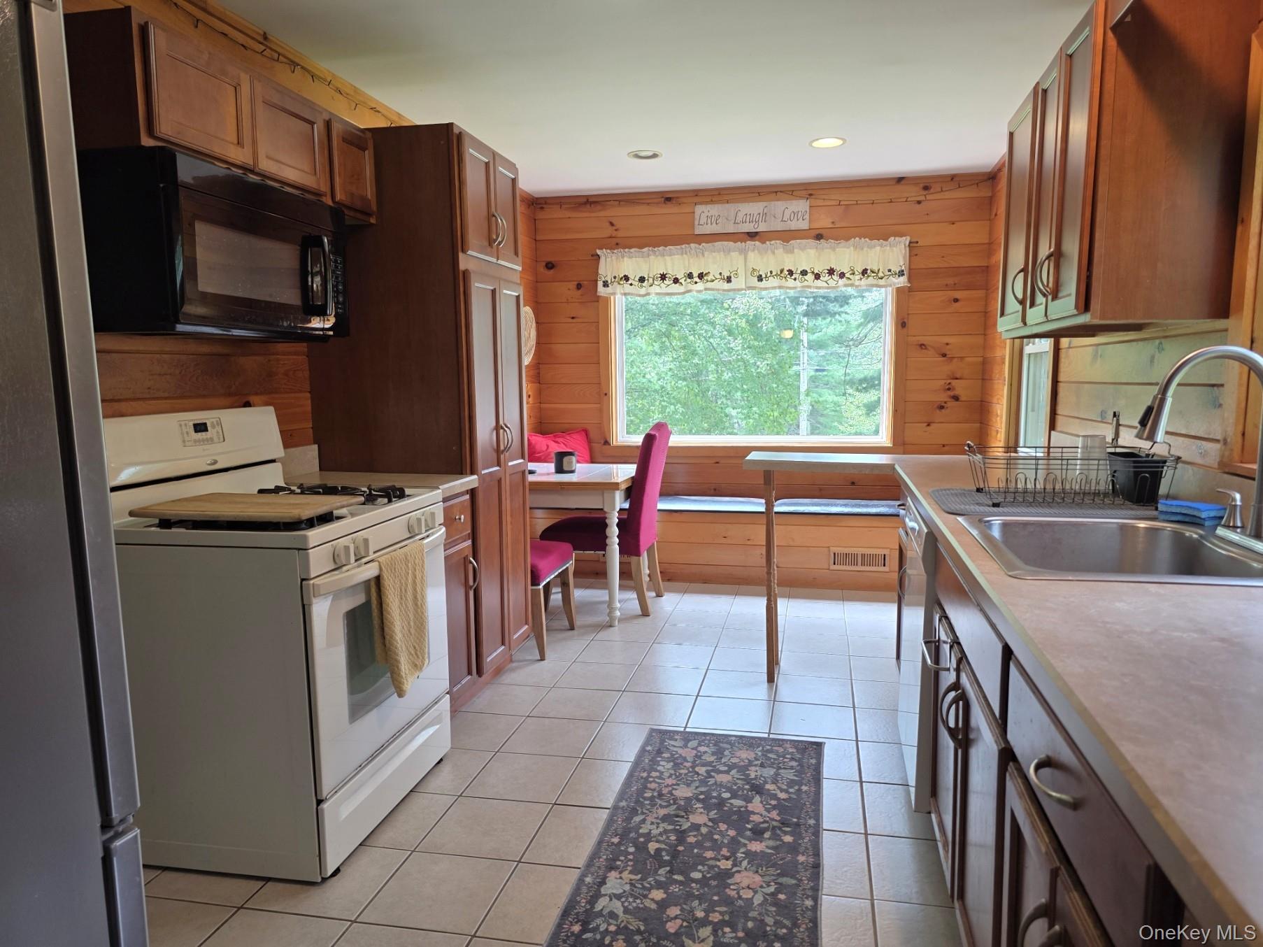 Single Family Mail Road Sullivan County, NY 12719, MLS-1038118-10