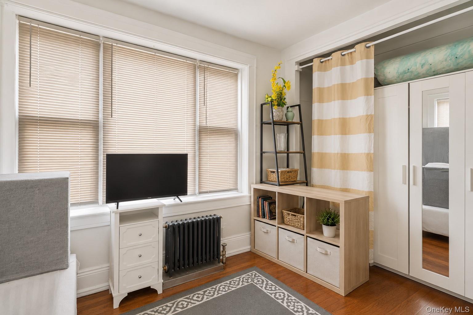 Single Family 74th Street  Queens, NY 11370, MLS-1038119-13