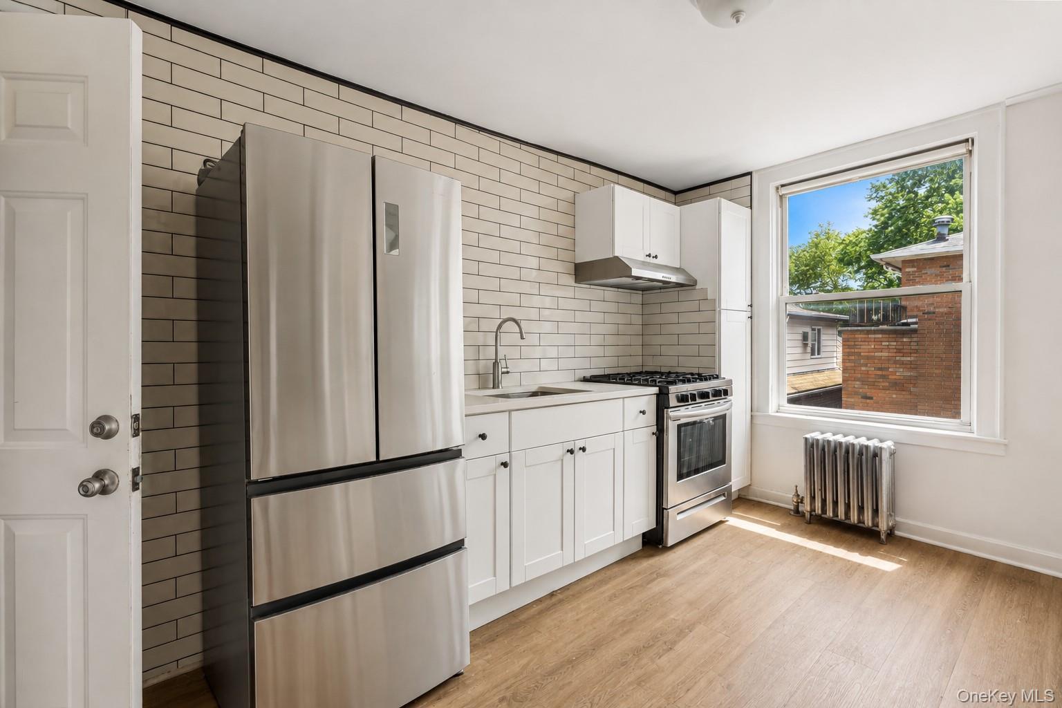Single Family 74th Street  Queens, NY 11370, MLS-1038119-15
