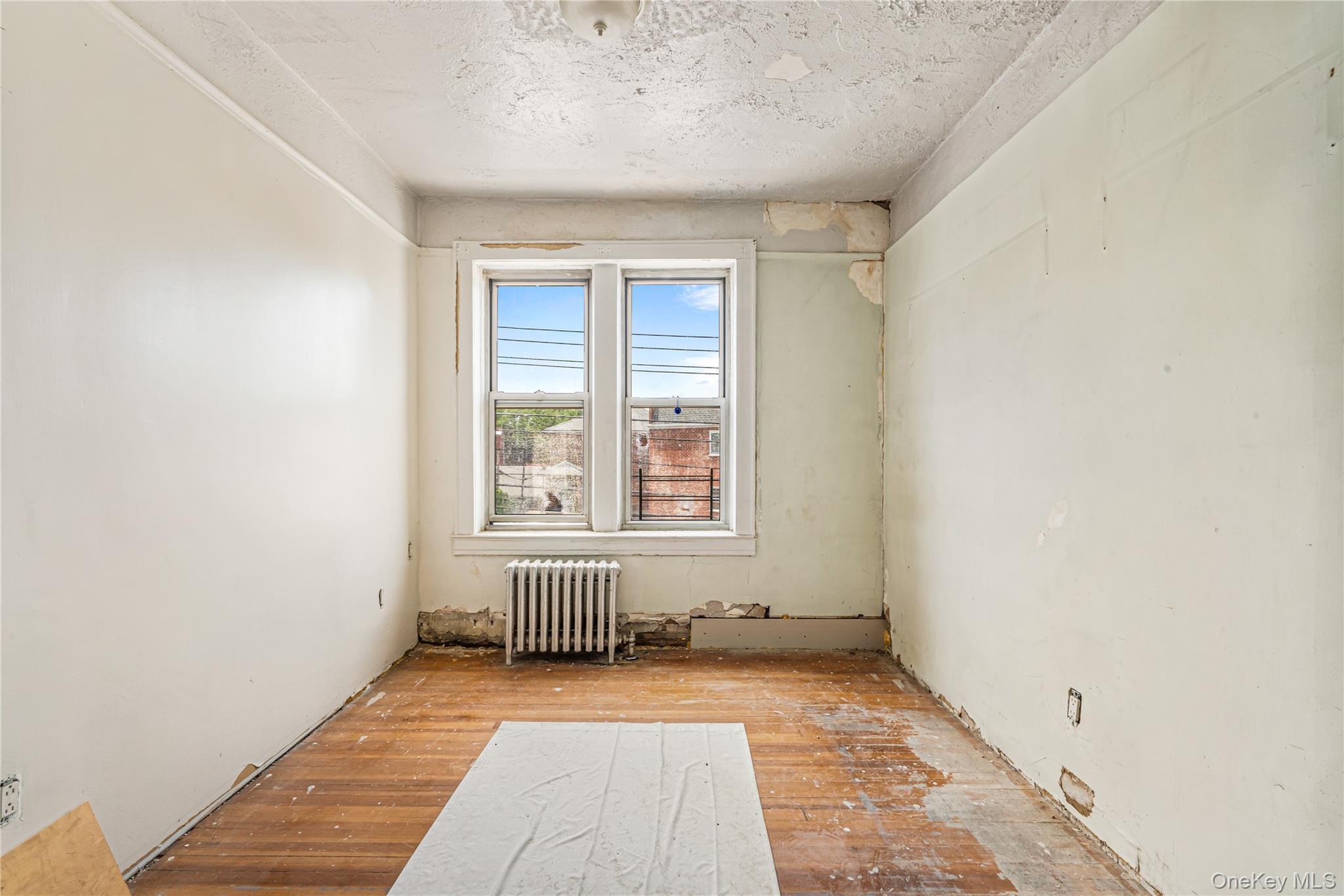 Single Family 74th Street  Queens, NY 11370, MLS-1038119-16