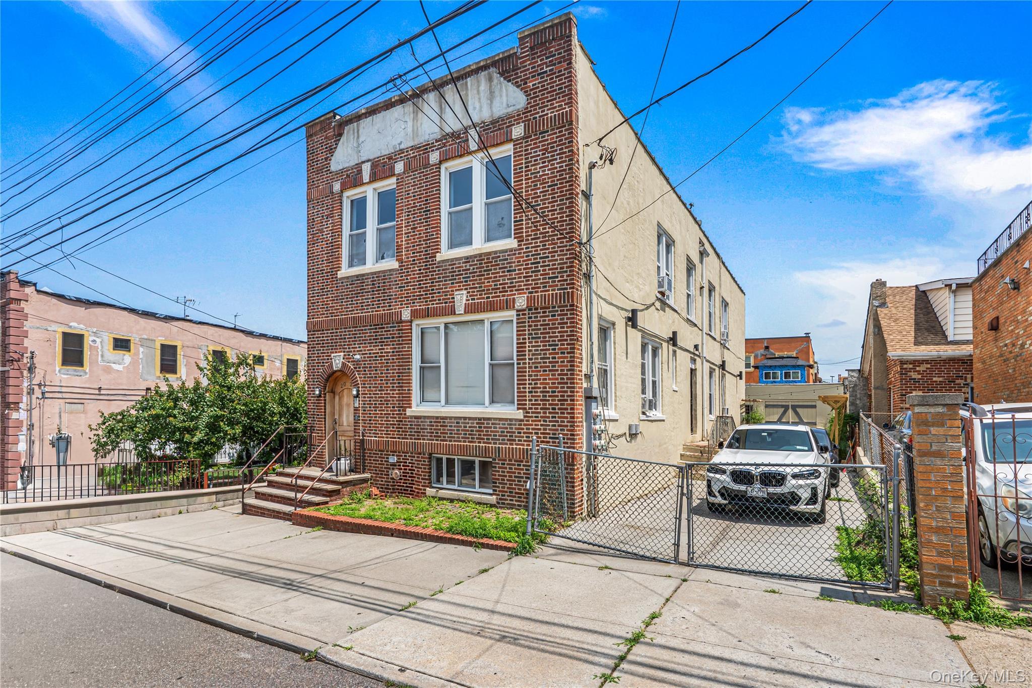 Single Family 74th Street  Queens, NY 11370, MLS-1038119-2