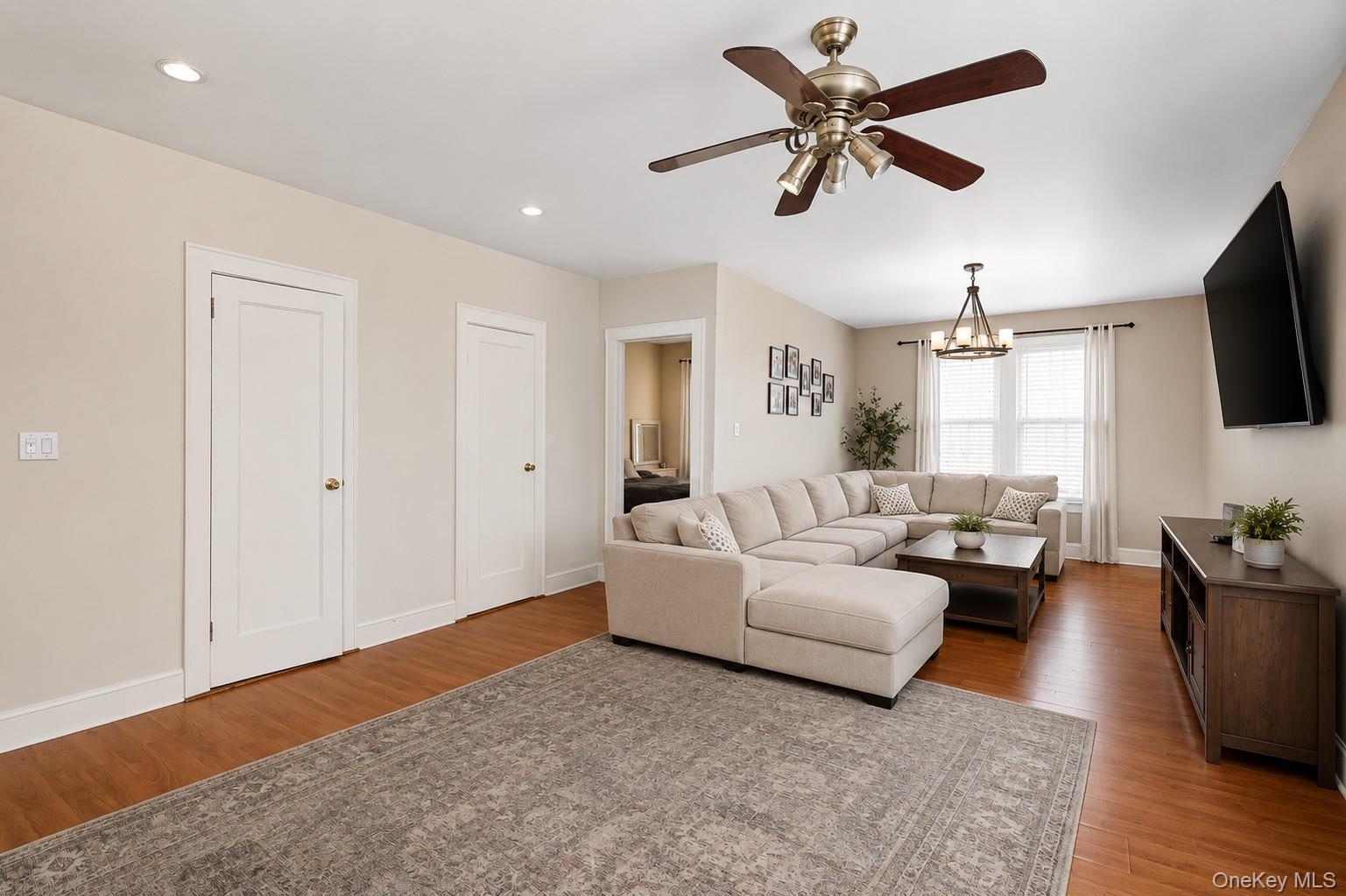 Single Family 74th Street  Queens, NY 11370, MLS-1038119-7