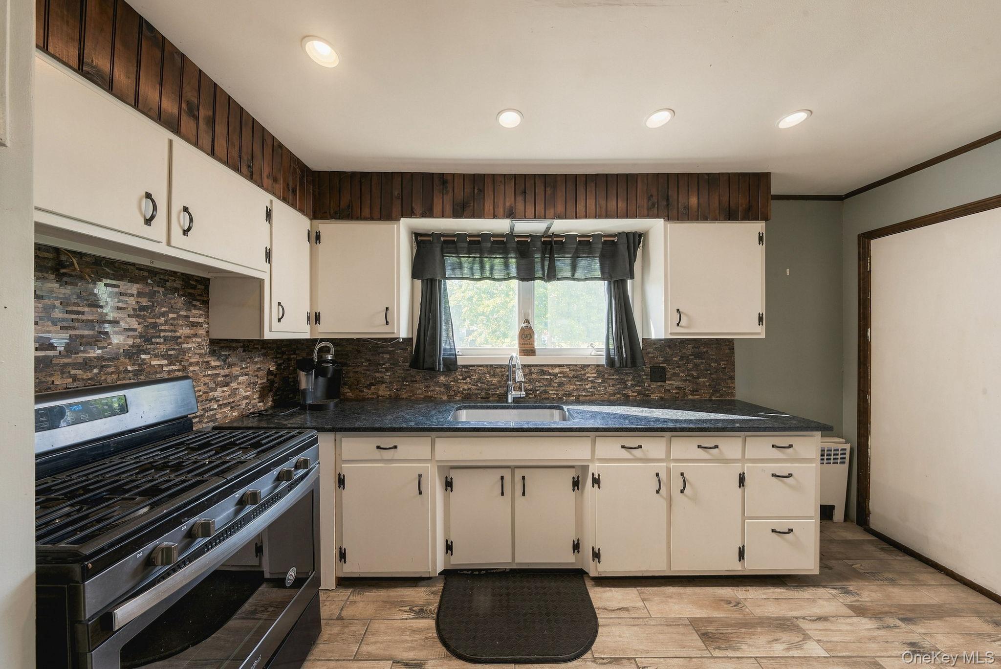 Single Family Wihelmina Street Orange County, NY 12771, MLS-1038134-8