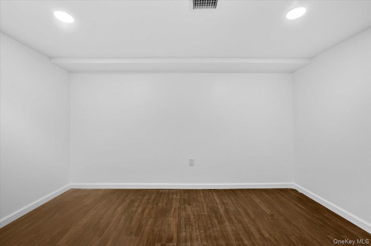 Single Family Main Street Nassau County, NY 11576, MLS-1038137-22