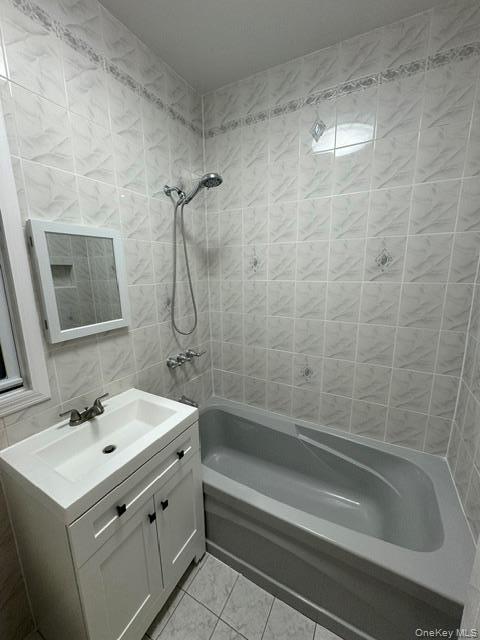 Single Family Tomlinson Avenue Bronx, NY 10461, MLS-1038138-10