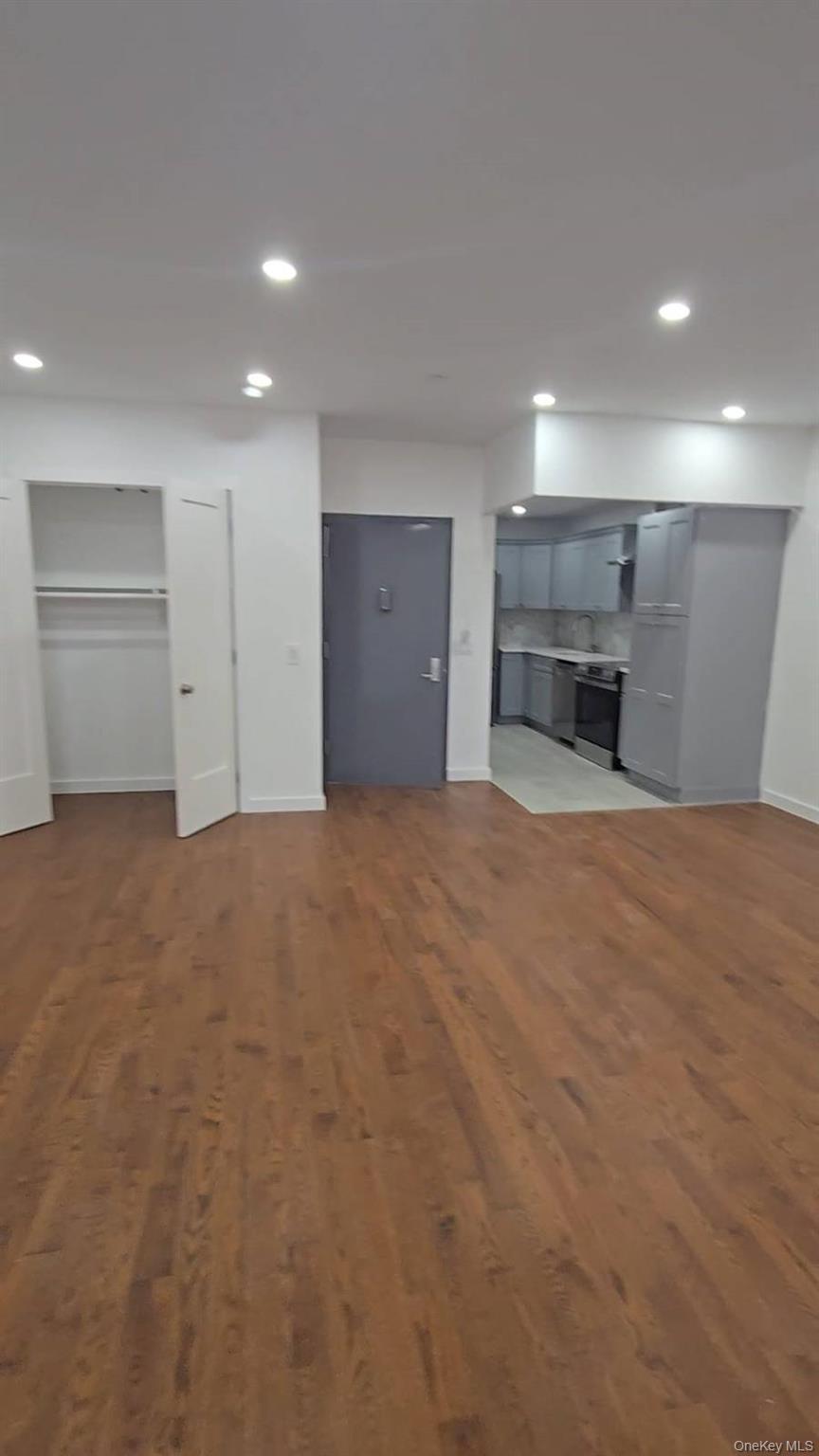 Single Family Strauss Street Brooklyn, NY 11212, MLS-1038140-10
