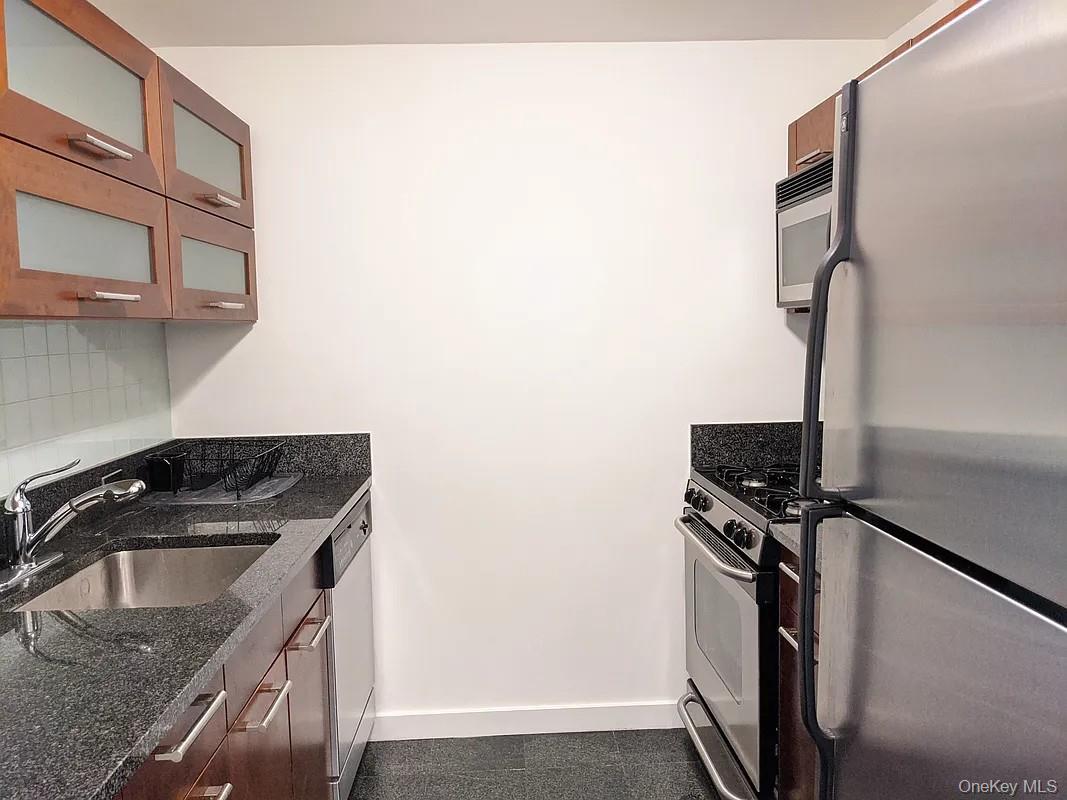 Apartment E 23rd Street  Manhattan, NY 10010, MLS-1038148-3