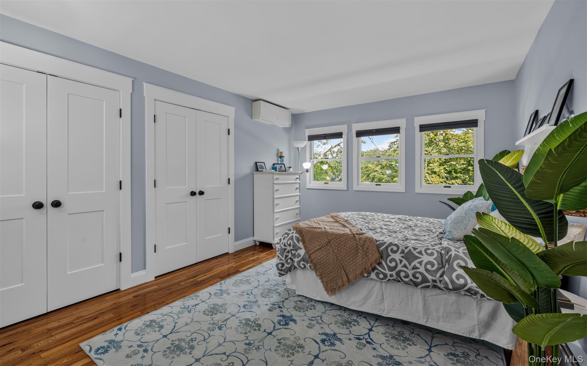 Single Family Potter Lane  Suffolk County, NY 11743, MLS-1038159-16