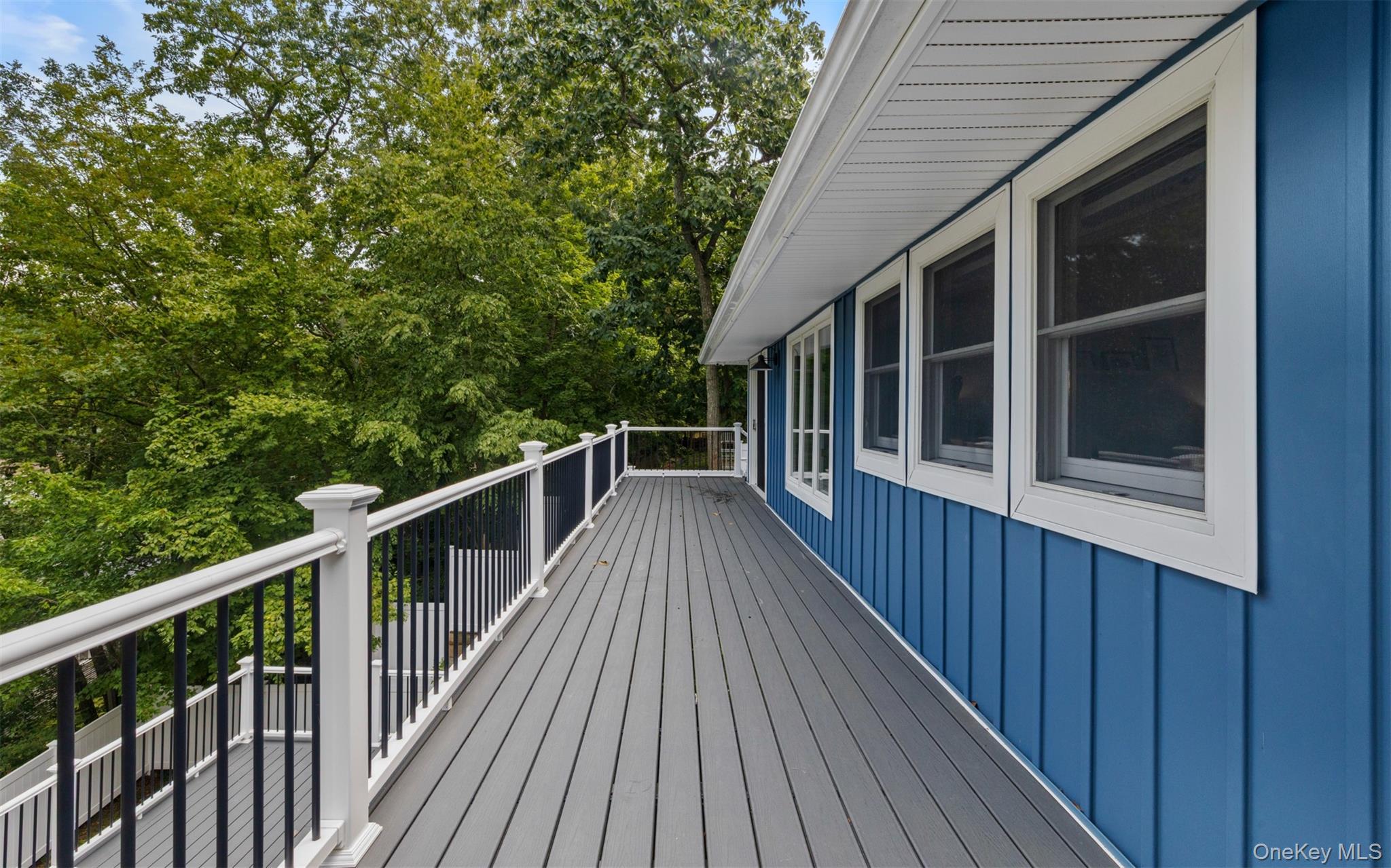Single Family Potter Lane  Suffolk County, NY 11743, MLS-1038159-24