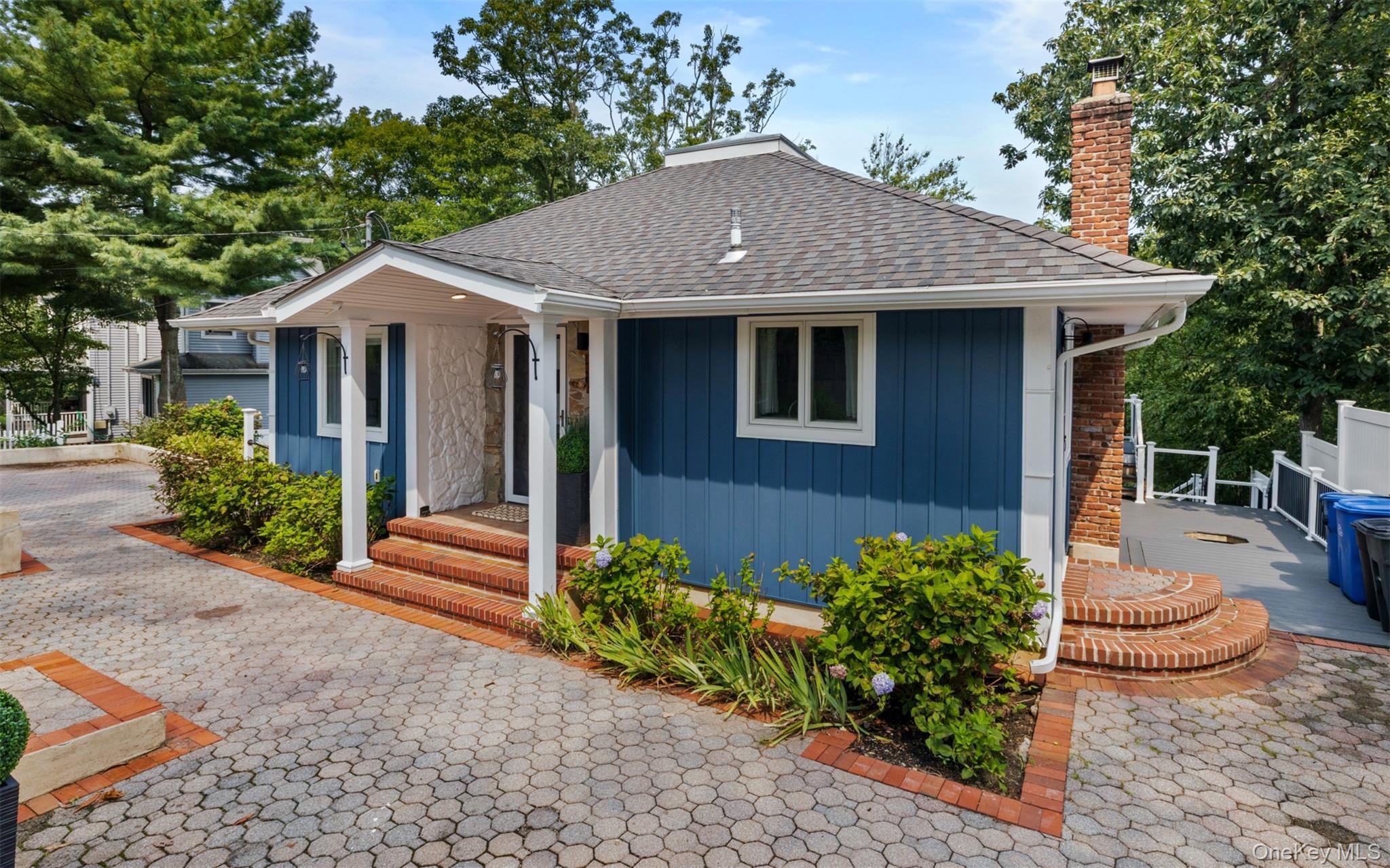 Single Family Potter Lane  Suffolk County, NY 11743, MLS-1038159-3