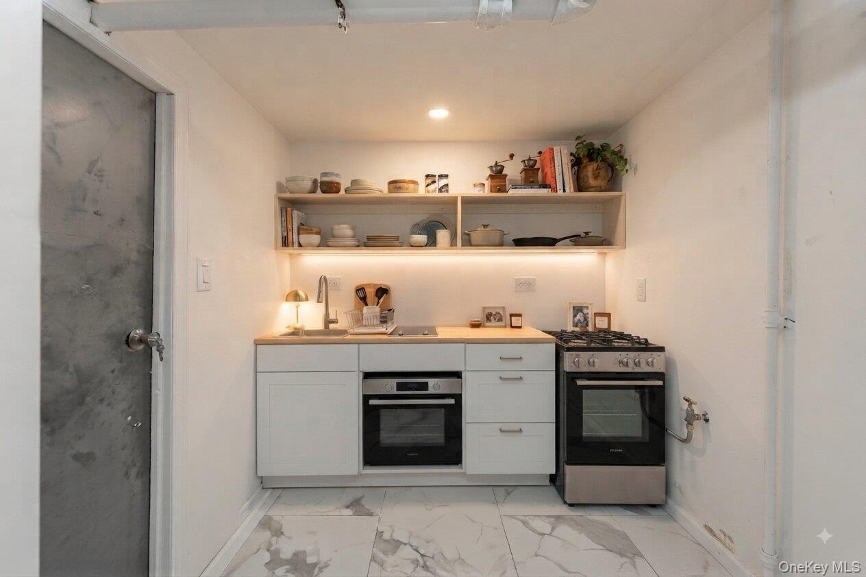 Single Family 141st Street  Queens, NY 11436, MLS-1038160-8