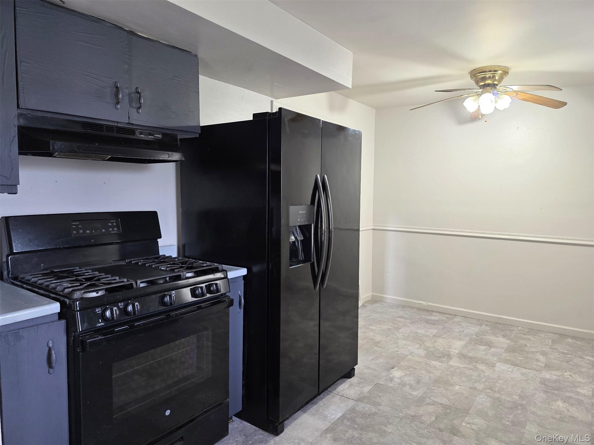 Single Family Commonwealth Avenue Orange County, NY 10940, MLS-1038167-2