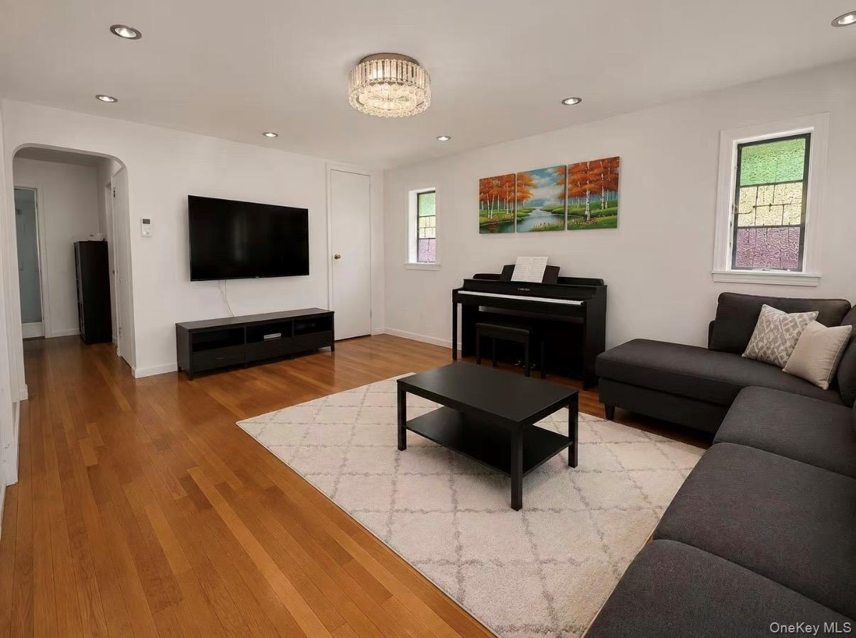 Single Family Utopia Parkway Queens, NY 11358, MLS-1038206-2